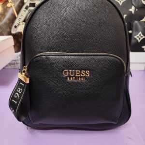 Mochila GS, calidad superior, negra lisa.