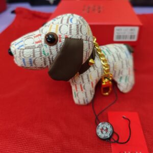 Llavero CH, perrito grande, viene con su caja