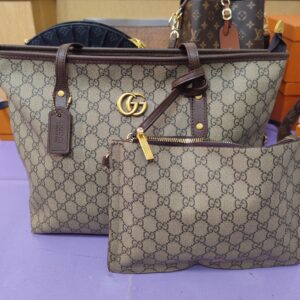 Bolso GG, shopper mediano estampado clásico.