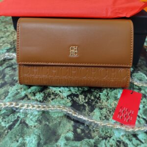 Bolsos CH, alta calidad, fiesta marrón. Asa en cadena. Viene con tarjetero en el interior.